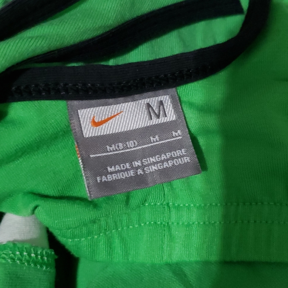 Nike Athletic Tank W/Built In Bra - Picture 4 of 4
